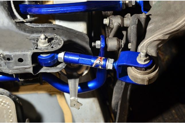 Hardrace - Rear Toe Control Arm Infiniti, Mercedes-Benz