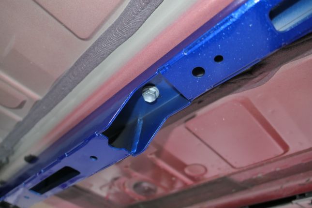 Hardrace - Middle Lateral Brace Toyota Yaris / vitz
