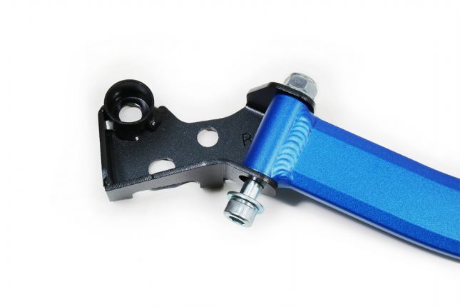 Hardrace - esiamordi tugivarras Toyota Yaris / Vitz