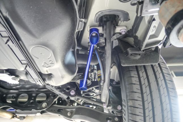 Hardrace - Rear Lower Brace Toyota RAV4