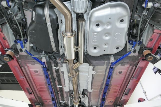Hardrace - Rear Lower Front Brace Toyota Yaris / vitz
