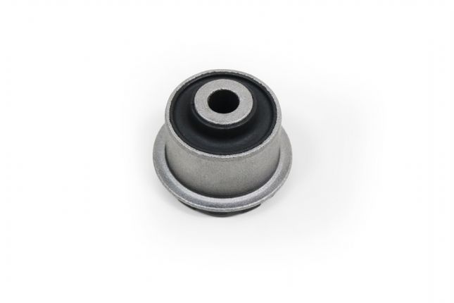 Hardrace - Eesmise ülemise õõtshoova puks Volvo