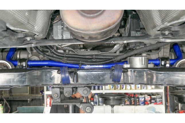 Hardrace - Volvo esistabilisaator