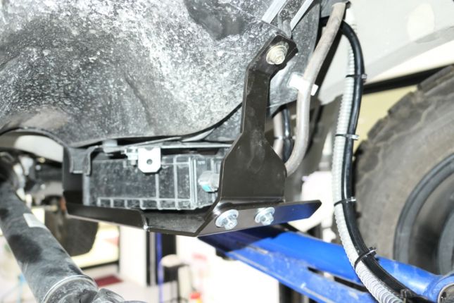 Hardrace - süsinikkiust põhjakaitse Suzuki Jimny