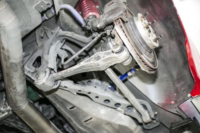 Hardrace – tagumine alumine õõtshoob + veojõuvarda Mazda RX-7