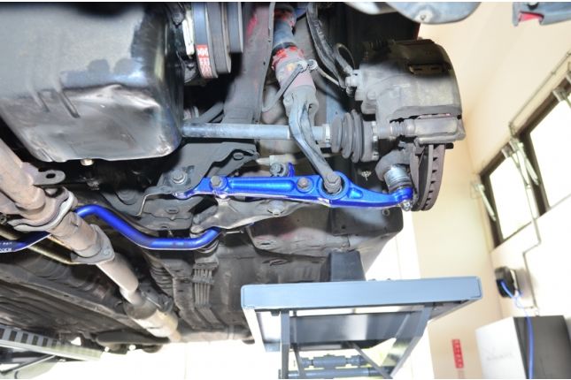 Hardrace - esi-alumine õõtshoob Honda Civic, Crx, Integra