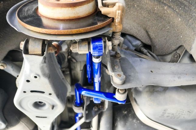 Hardrace – tagumine varbahoob Audi, Seat, Skoda, Volkswagen