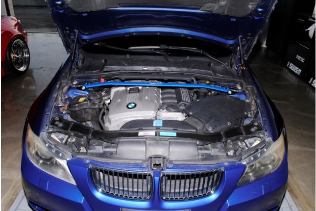 Hardrace - esiamordi tugivarras BMW 3. seeria