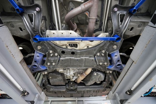 Hardrace - Front Lower Brace Toyota Alphard