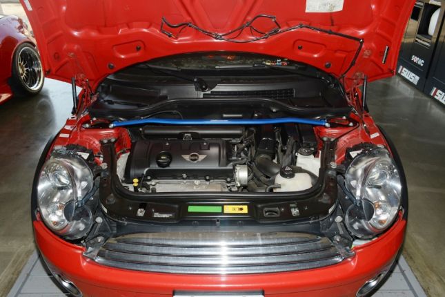 Hardrace - Front Strut Bar Mini Cooper
