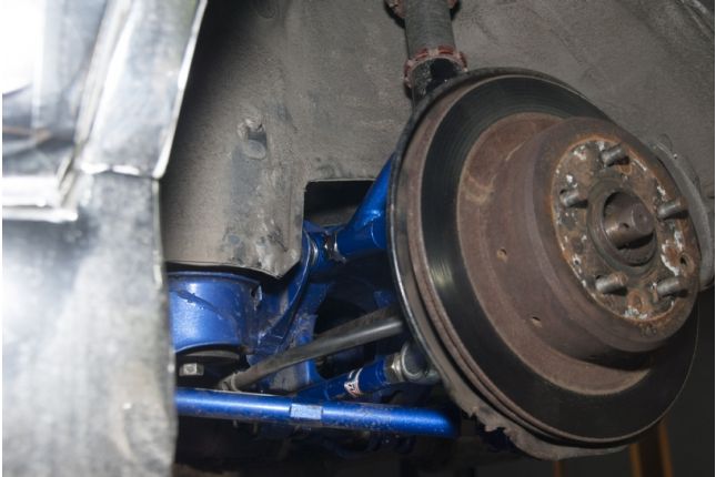 Hardrace - tagumine ülemine õõts - kaldenurk Toyota Mark II