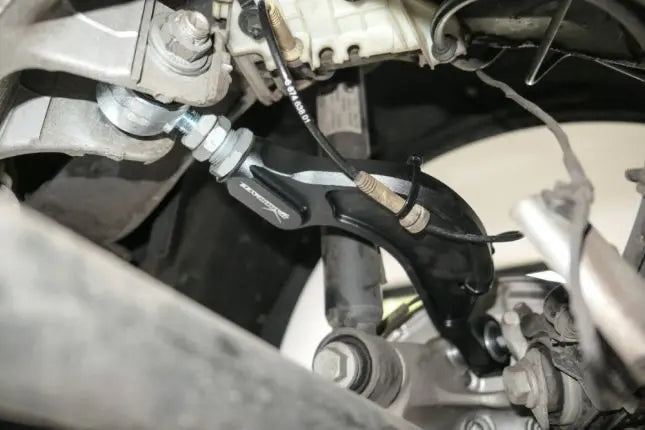 Hardrace - tagumise ülemise kaldenurga komplekt BMW 5. seeria, 7. seeria, 8. seeria
