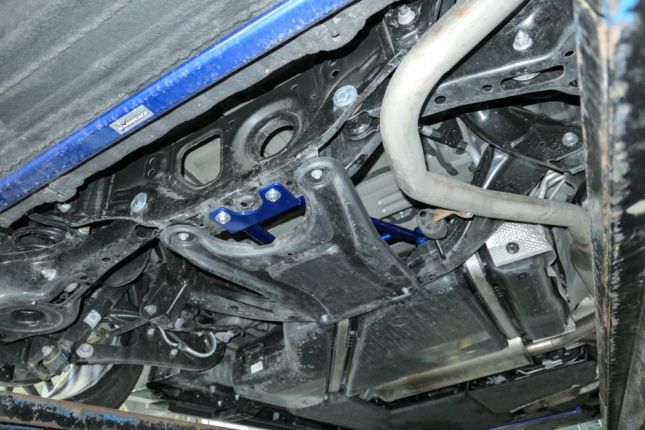 Hardrace - Rear Lower Brace Toyota Sienna