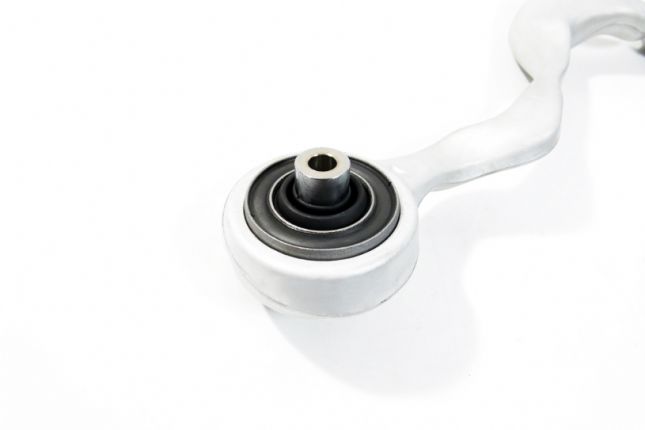 Hardrace - esimene alumine õõtshoob - eesmine BMW 1. seeria, 3. seeria