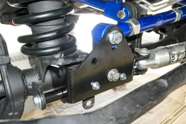 Hardrace - esiratta ülekande kinnitus Jeep Wranglerile, Wrangler Unlimited'ile